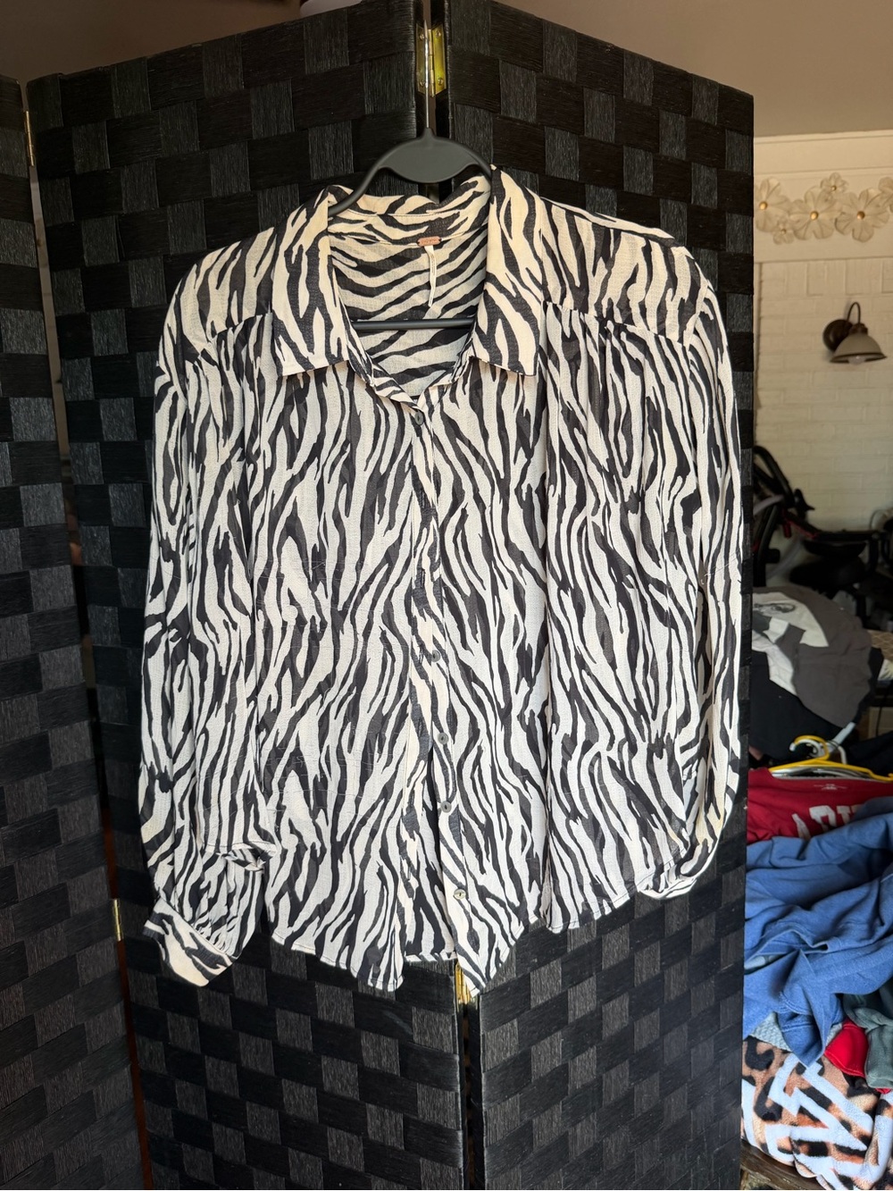 *Flawed*Free People Black and White Zebra-Print Button Down Shirt